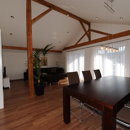 Ferienwohnung Am Kurpark -Wohnung 3,150Qm- Mit Lift 加爾米施-帕滕基興 外观 照片
