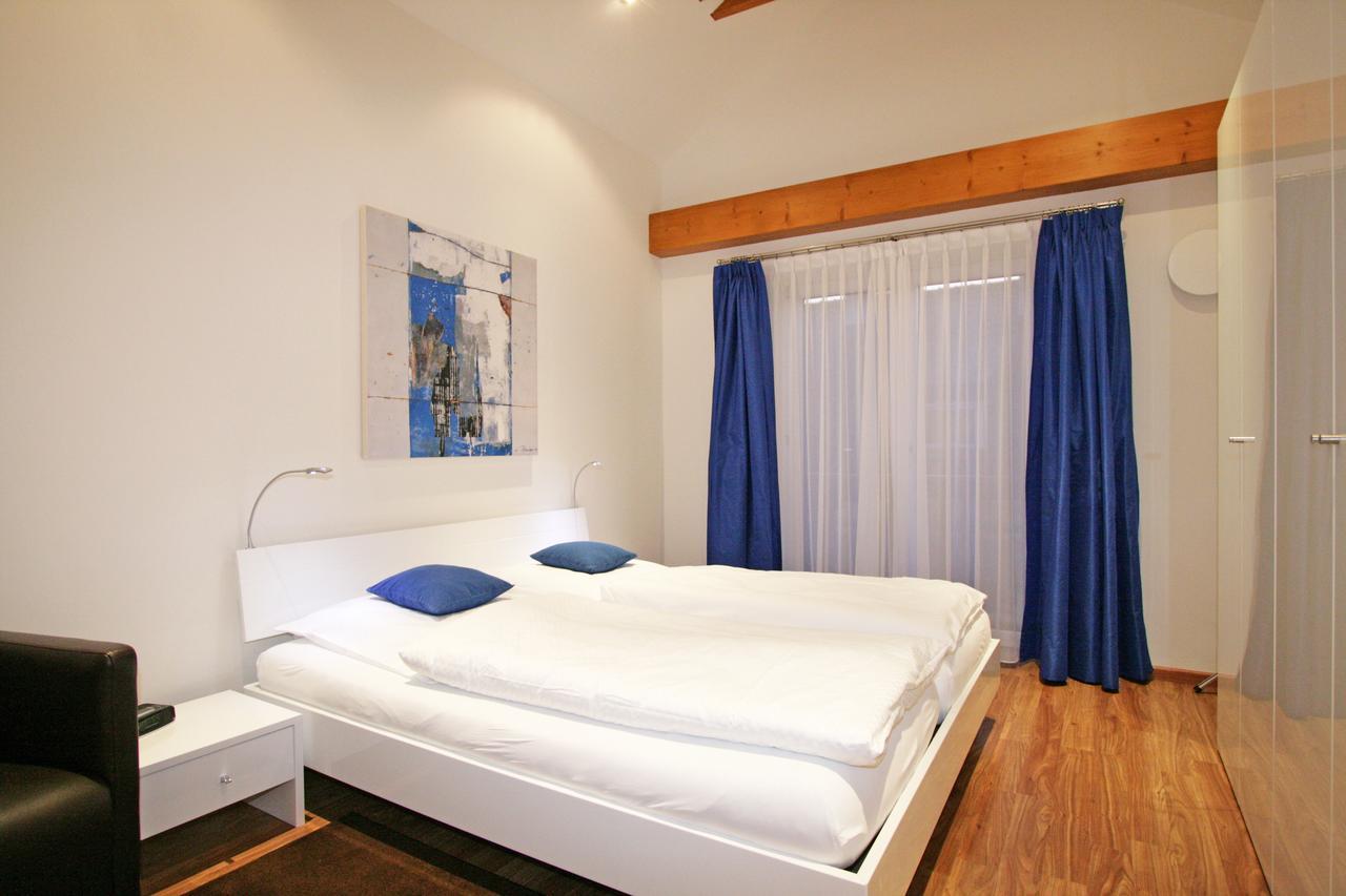 Ferienwohnung Am Kurpark -Wohnung 3,150Qm- Mit Lift 加爾米施-帕滕基興 外观 照片