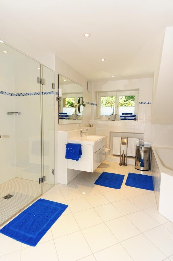 Ferienwohnung Am Kurpark -Wohnung 3,150Qm- Mit Lift 加爾米施-帕滕基興 外观 照片